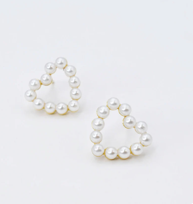 Pearl Love Studs - E19