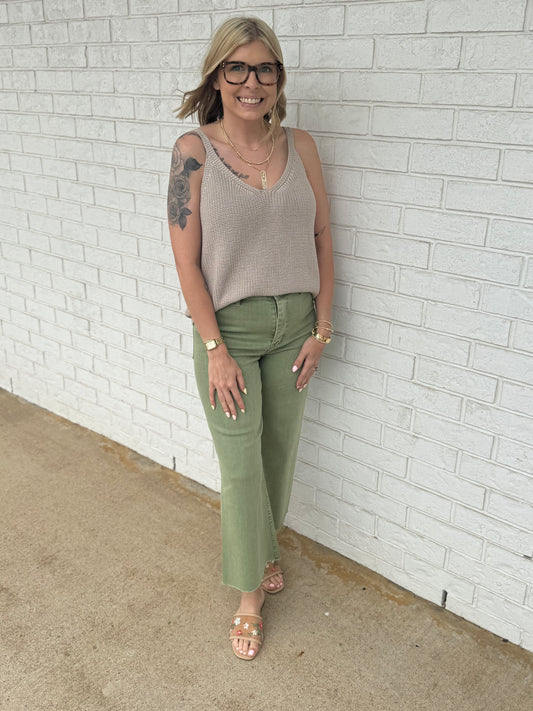 Cropped Straight Pants